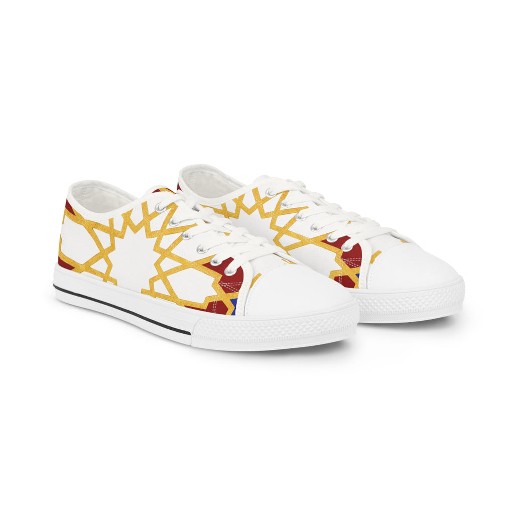 Geometric Starburst Pattern Men's Low Top Sneakers | Gold Red Blue