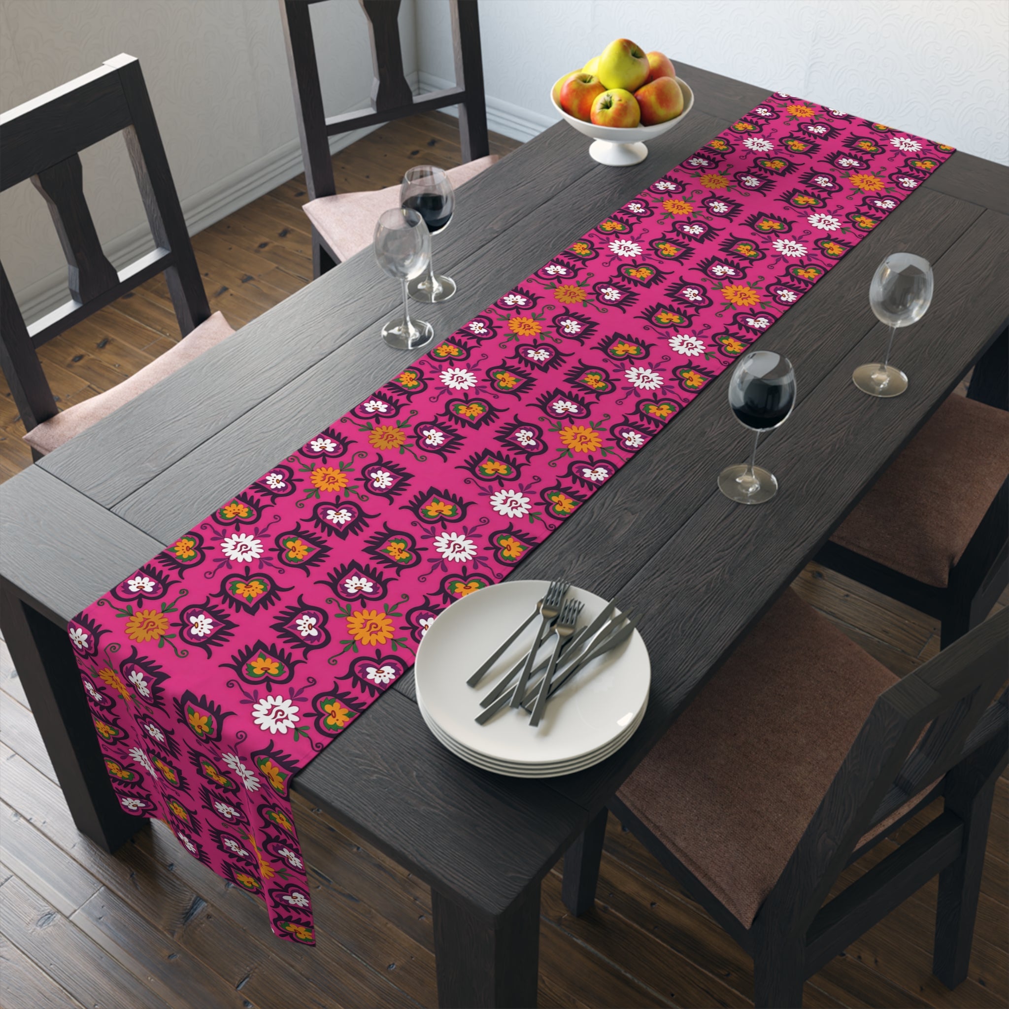 Pink Floral Pattern Table Runner | Boho Hearts Motif